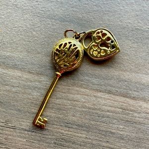 Lily Pulitzer collectible key necklace pendant